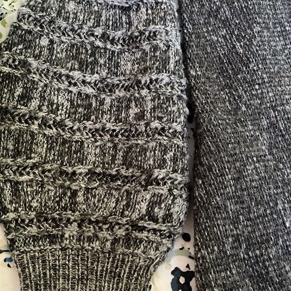 Knox Rose Embroidered Sweater - Picture 9 of 10